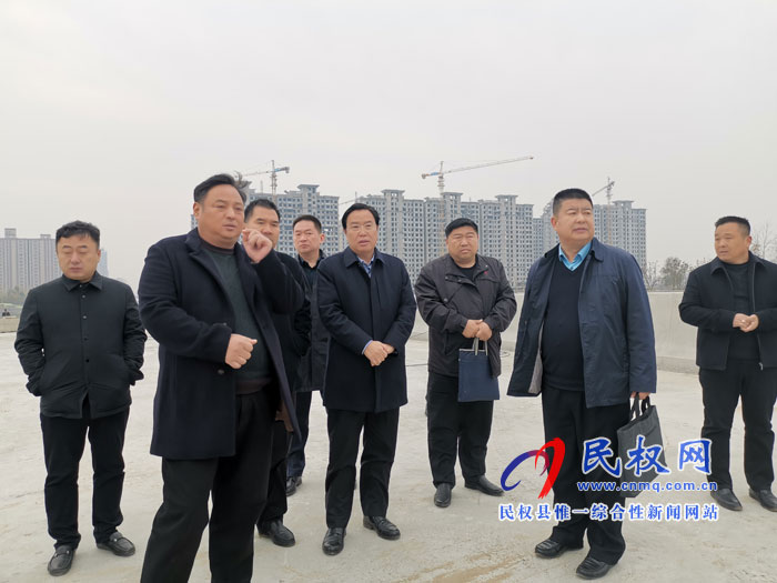 市人大常委會(huì)副主任、縣委書(shū)記姬脈常查看我縣“三散”污染治理工作