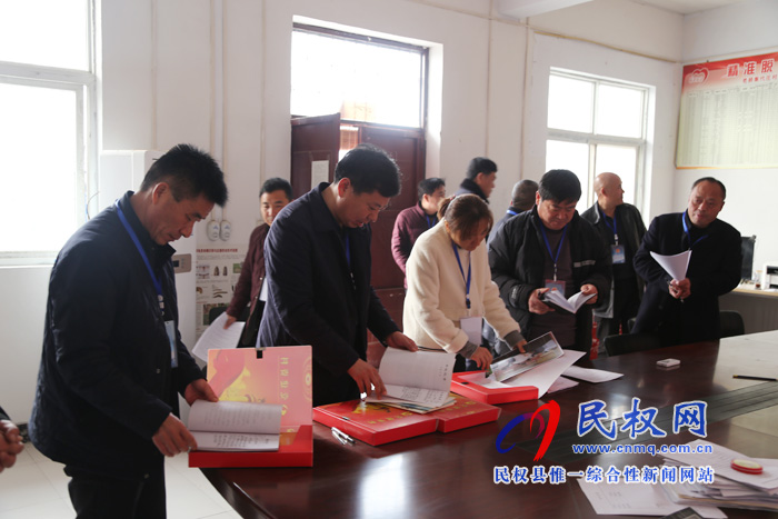 老顏集鄉(xiāng)開展人居環(huán)境整治現(xiàn)場觀摩評比活動 老顏集鄉(xiāng)開展人居環(huán)境整治現(xiàn)場觀摩評比活動