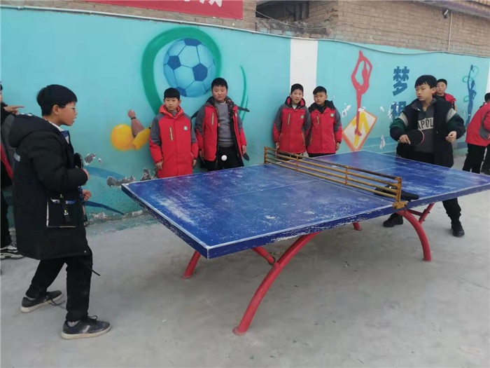 民權(quán)縣第三小學(xué)開展大課間趣味游戲運動豐富校園生活 民權(quán)縣第三小學(xué)開展大課間趣味游戲運動豐富校園生活