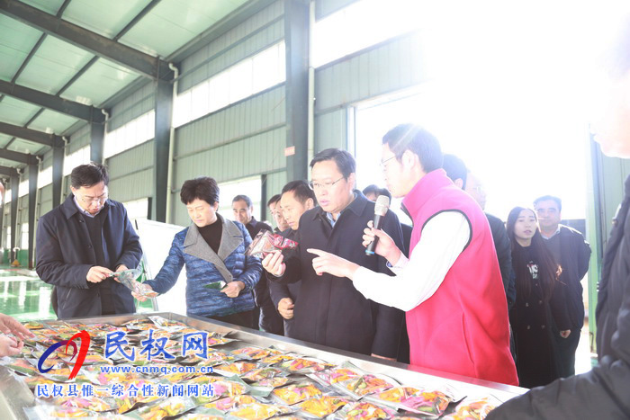 我縣開展2019年下半年鄉(xiāng)鎮(zhèn)(街道)重點(diǎn)工作巡查觀摩活動 我縣開展2019年下半年鄉(xiāng)鎮(zhèn)(街道)重點(diǎn)工作巡查觀摩活動