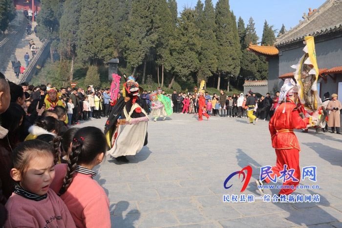 我縣非遺項(xiàng)目參加央視《傳奇中國節(jié).春節(jié)》錄播點(diǎn)展演 我縣非遺項(xiàng)目參加央視《傳奇中國節(jié).春節(jié)》錄播點(diǎn)展演