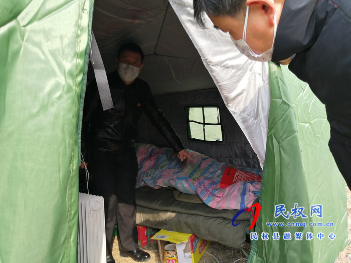 縣委常委、副縣長房季到孫六鎮(zhèn)督導(dǎo)新型冠狀病毒防控工作