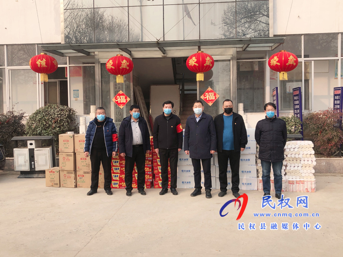 老顏集鄉(xiāng):縣規(guī)劃辦到老顏集鄉(xiāng)慰問一線干部 老顏集鄉(xiāng):縣規(guī)劃辦到老顏集鄉(xiāng)慰問一線干部