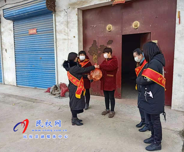龍?zhí)伶?zhèn)黨代表:為抗“疫”獻份微薄之力 龍?zhí)伶?zhèn)黨代表:為抗“疫”獻份微薄之力