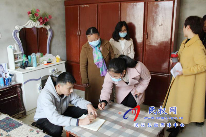 民權(quán)縣實(shí)驗(yàn)中學(xué)開(kāi)展疫情下的家訪活動(dòng)