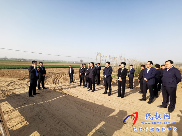 全縣決戰(zhàn)決勝脫貧攻堅產(chǎn)業(yè)觀摩工作會議召開 全縣決戰(zhàn)決勝脫貧攻堅產(chǎn)業(yè)觀摩工作會議召開