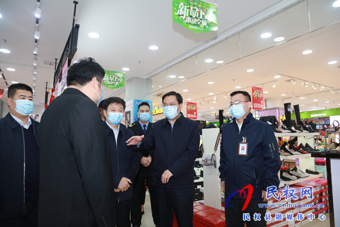 市人大常委會副主任、縣委書記姬脈常查看我縣重點公共服務業(yè)場所復工復產(chǎn)工作
