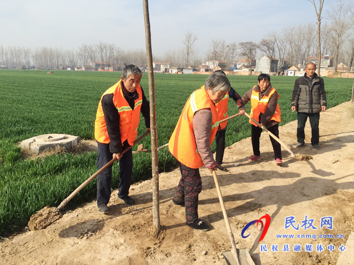 褚廟鄉(xiāng)開展春季農(nóng)村公路養(yǎng)護工作 褚廟鄉(xiāng)開展春季農(nóng)村公路養(yǎng)護工作