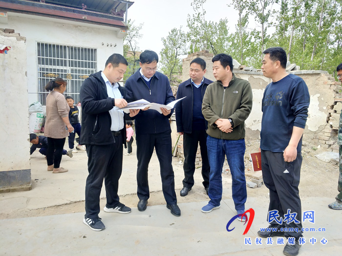 縣委常委、紀(jì)委書記、監(jiān)察委主任張亞光到胡集鄉(xiāng)督導(dǎo)決戰(zhàn)決勝脫貧攻堅問題整改工作