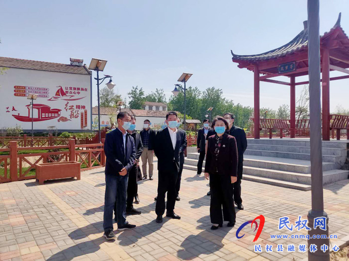 省高級(jí)人民法院副院長(zhǎng)史小紅到野崗鎮(zhèn)調(diào)研指導(dǎo)復(fù)工復(fù)學(xué)、基層黨建和脫貧攻堅(jiān)工作