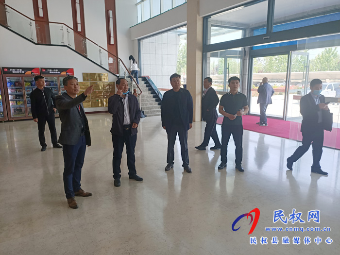 市民族特需商品定點生產(chǎn)企業(yè)調(diào)研組蒞民調(diào)研 市民族特需商品定點生產(chǎn)企業(yè)調(diào)研組蒞民調(diào)研