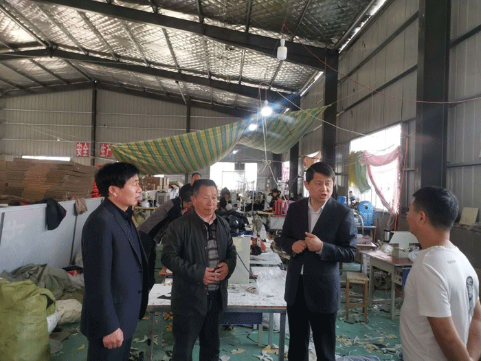 縣審計局:全力助推企業(yè)復(fù)工復(fù)產(chǎn) 縣審計局:全力助推企業(yè)復(fù)工復(fù)產(chǎn)