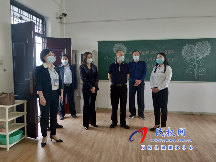 義務(wù)教育發(fā)展基本均衡縣市級復(fù)核檢查組到我縣進(jìn)行檢查評估 義務(wù)教育發(fā)展基本均衡縣市級復(fù)核檢查組到我縣進(jìn)行檢查評估