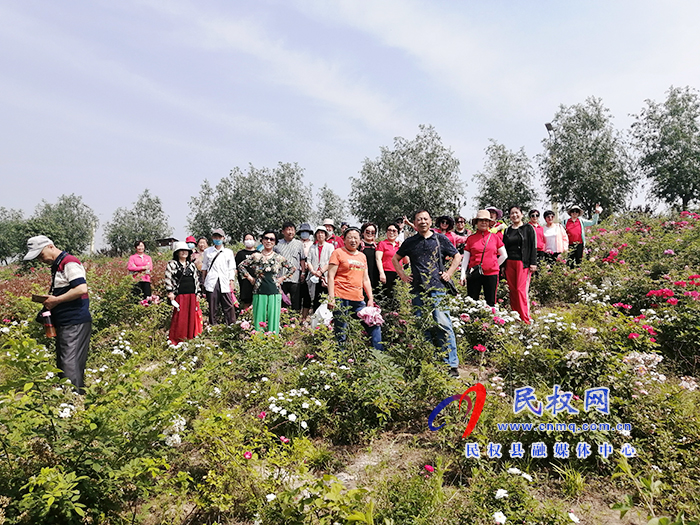 民權(quán):美麗鄉(xiāng)村行輕松快樂之旅啟動 民權(quán):美麗鄉(xiāng)村行輕松快樂之旅啟動
