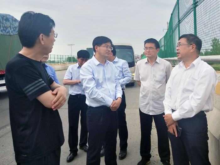 省自然資源廳廳長(zhǎng)張興遼到我縣調(diào)研黃河故道生態(tài)修復(fù)工作 省自然資源廳廳長(zhǎng)張興遼到我縣調(diào)研黃河故道生態(tài)修復(fù)工作