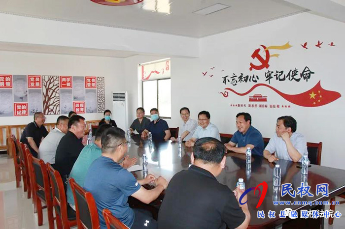 省法院黨組成員政治部主任陳兆法到野崗鎮(zhèn)調(diào)研脫貧攻堅工作 省法院黨組成員政治部主任陳兆法到野崗鎮(zhèn)調(diào)研脫貧攻堅工作