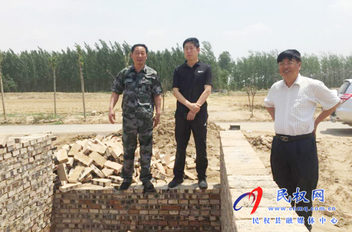 縣委常委、宣傳部長屠志遠(yuǎn)到莊子鎮(zhèn)督導(dǎo)“三夏”生產(chǎn)工作