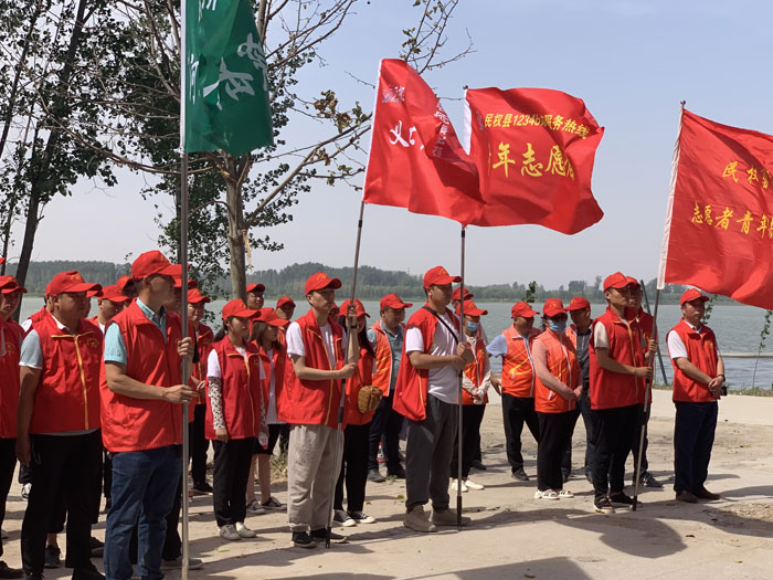 民權(quán):保護(hù)母親河 爭(zhēng)當(dāng)河小青 民權(quán):保護(hù)母親河 爭(zhēng)當(dāng)河小青