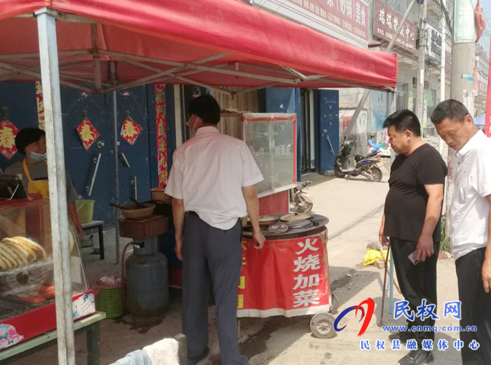 野崗鎮(zhèn)杜絕店外占道經(jīng)營積極營造良好營商環(huán)境 野崗鎮(zhèn)杜絕店外占道經(jīng)營積極營造良好營商環(huán)境