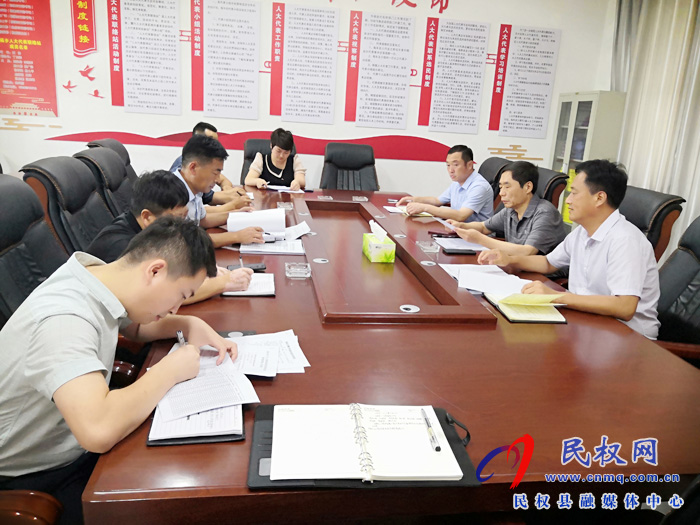 縣委常委、組織部長(zhǎng)何玉明到褚廟鄉(xiāng)督導(dǎo)檢查脫貧攻堅(jiān)工作