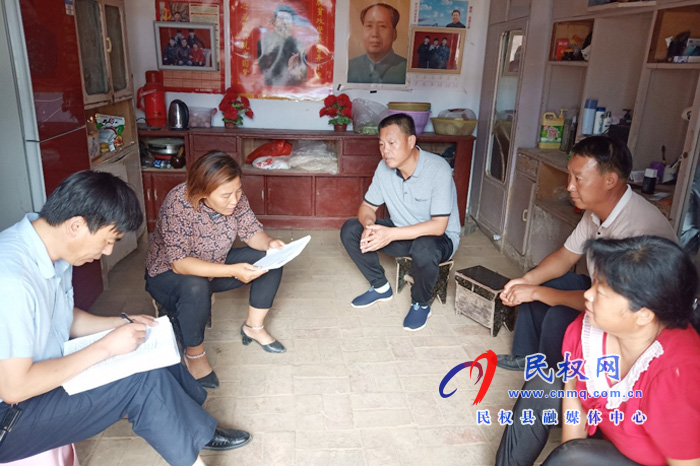 縣市場監(jiān)管局扎實開展脫貧攻堅走訪活動 縣市場監(jiān)管局扎實開展脫貧攻堅走訪活動