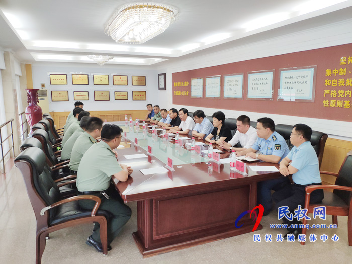 縣四大家領(lǐng)導(dǎo)慰問商丘軍分區(qū)官兵 軍地同心攜手發(fā)展 縣四大家領(lǐng)導(dǎo)慰問商丘軍分區(qū)官兵 軍地同心攜手發(fā)展