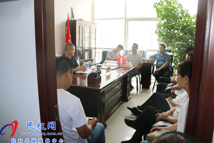 民政局傳達(dá)貫徹縣政府第四次全體(擴(kuò)大)會(huì)議暨政府廉政工作會(huì)議精神 民政局傳達(dá)貫徹縣政府第四次全體(擴(kuò)大)會(huì)議暨政府廉政工作會(huì)議精神