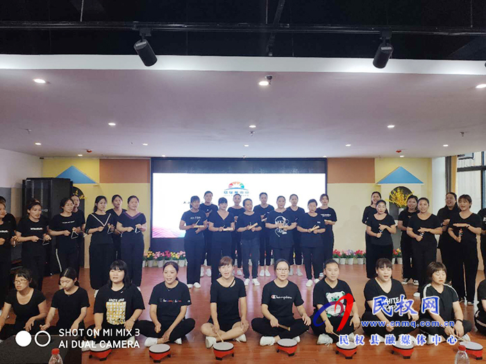 民權縣2020年中小學、幼兒園音樂教師專項培訓班結業(yè)典禮暨愛心捐贈儀式舉行