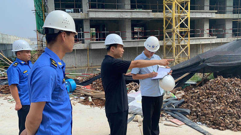縣住建局開展建筑企業(yè)“雙隨機”檢查 縣住建局開展建筑企業(yè)“雙隨機”檢查
