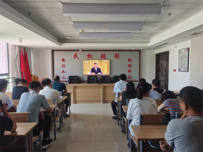 縣規(guī)劃中心組織集中收聽收看全國抗擊新冠肺炎疫情表彰大會 縣規(guī)劃中心組織集中收聽收看全國抗擊新冠肺炎疫情表彰大會