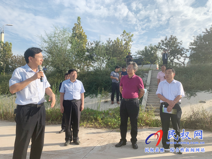 商丘師范學(xué)院副校長徐茂田一行到我縣考察黃河故道生態(tài)保護工作 商丘師范學(xué)院副校長徐茂田一行到我縣考察黃河故道生態(tài)保護工作