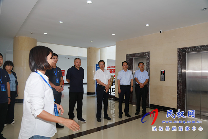 市人大常委會副主任、縣委書記姬脈常到我縣調(diào)研縣級融媒體中心建設(shè)工作