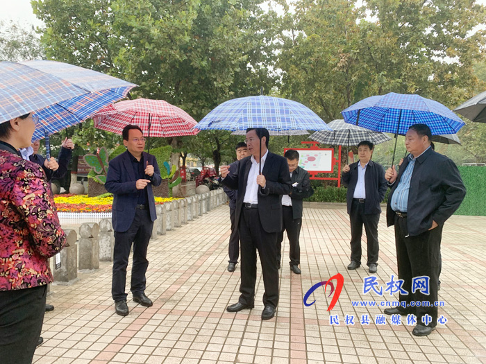 市人大常委會副主任、縣委書記姬脈常調研我縣文明城創(chuàng)建工作