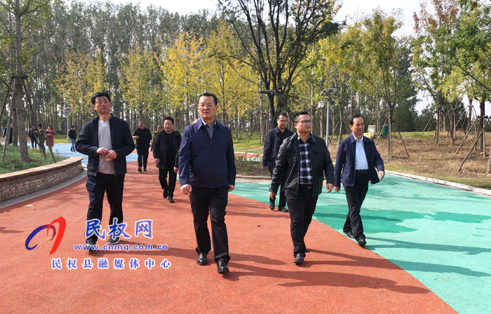 省文化和旅游廳專家組對我縣黃河故道生態(tài)旅游度假區(qū)進行評估驗收