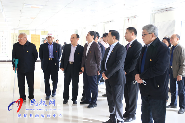 我縣開展離退休老干部迎“重陽”系列慶?；顒? title=