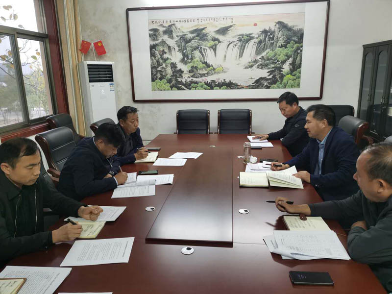縣住建局集中學習《習近平談治國理政》第三卷座談會 縣住建局集中學習《習近平談治國理政》第三卷座談會
