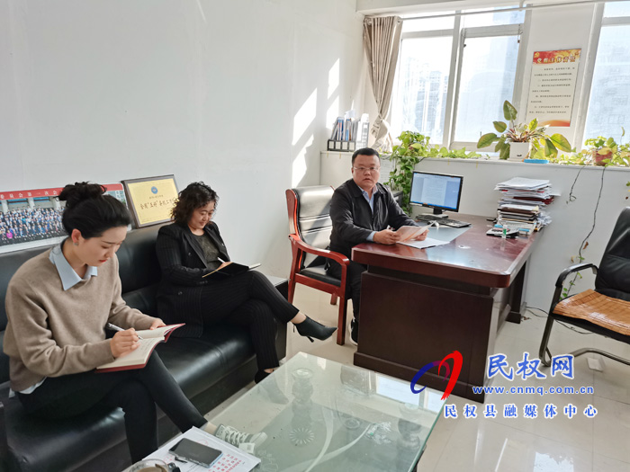 我縣各鄉(xiāng)鎮(zhèn)、（街道辦）縣直各單位傳達貫徹全縣脫貧攻堅工作推進會議精神