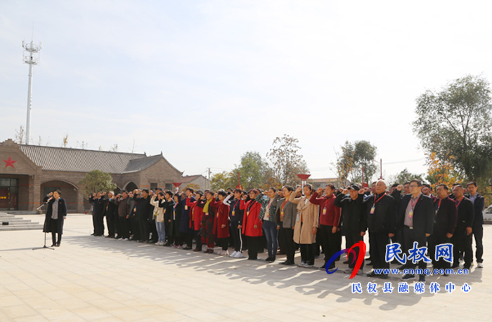 全市離退休黨支部書記暨老干部工作者社會(huì)調(diào)研現(xiàn)場(chǎng)會(huì)在民權(quán)召開? 全市離退休黨支部書記暨老干部工作者社會(huì)調(diào)研現(xiàn)場(chǎng)會(huì)在民權(quán)召開?