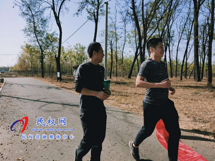民權縣融媒體中心舉辦第二十一個記者節(jié)慶?；顒? title=