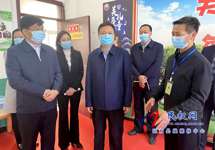 省科技廳副廳長陳志強到我縣檢查指導義務教育發(fā)展基本均衡縣創(chuàng)建工作 省科技廳副廳長陳志強到我縣檢查指導義務教育發(fā)展基本均衡縣創(chuàng)建工作