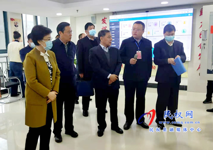 全市民營(yíng)經(jīng)濟(jì)兩個(gè)行動(dòng)觀摩會(huì)在我縣召開(kāi) 全市民營(yíng)經(jīng)濟(jì)兩個(gè)行動(dòng)觀摩會(huì)在我縣召開(kāi)