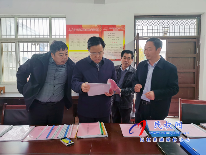 市人大常委會(huì)副主任、縣委書(shū)記姬脈常到部分鄉(xiāng)鎮(zhèn)督導(dǎo)脫貧攻堅(jiān)工作