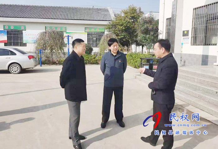 縣委常委、副縣長房季到龍?zhí)伶?zhèn)督導脫貧攻堅工作