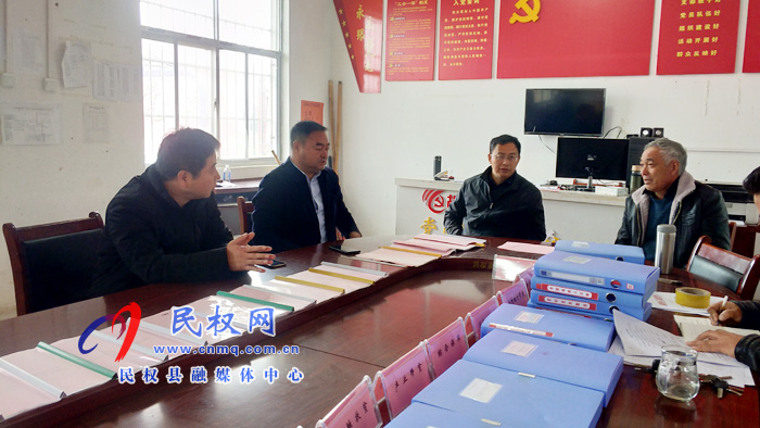 縣委常委、紀委書記、監(jiān)察委主任張亞光到胡集鄉(xiāng)督導脫貧攻堅省級考核迎檢工作