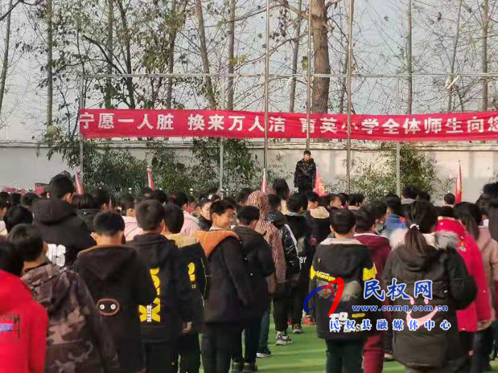 王莊寨鎮(zhèn):慰問環(huán)衛(wèi)工 共創(chuàng)秀美城 王莊寨鎮(zhèn):慰問環(huán)衛(wèi)工 共創(chuàng)秀美城
