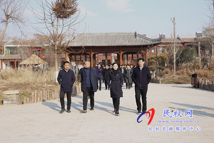 民權(quán)縣鄉(xiāng)村文化旅游發(fā)展現(xiàn)場(chǎng)會(huì)在王橋鎮(zhèn)召開(kāi) 民權(quán)縣鄉(xiāng)村文化旅游發(fā)展現(xiàn)場(chǎng)會(huì)在王橋鎮(zhèn)召開(kāi)