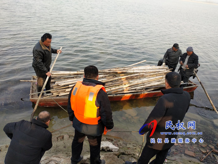 民權(quán)縣積極開(kāi)展打擊違法捕魚(yú)專項(xiàng)執(zhí)法行動(dòng) 民權(quán)縣積極開(kāi)展打擊違法捕魚(yú)專項(xiàng)執(zhí)法行動(dòng)