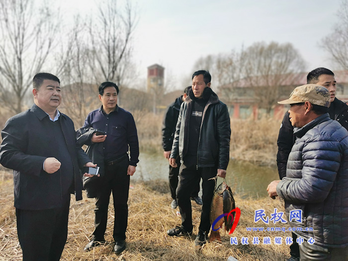 副縣長張士彬帶隊嚴(yán)查漁業(yè)違法行為