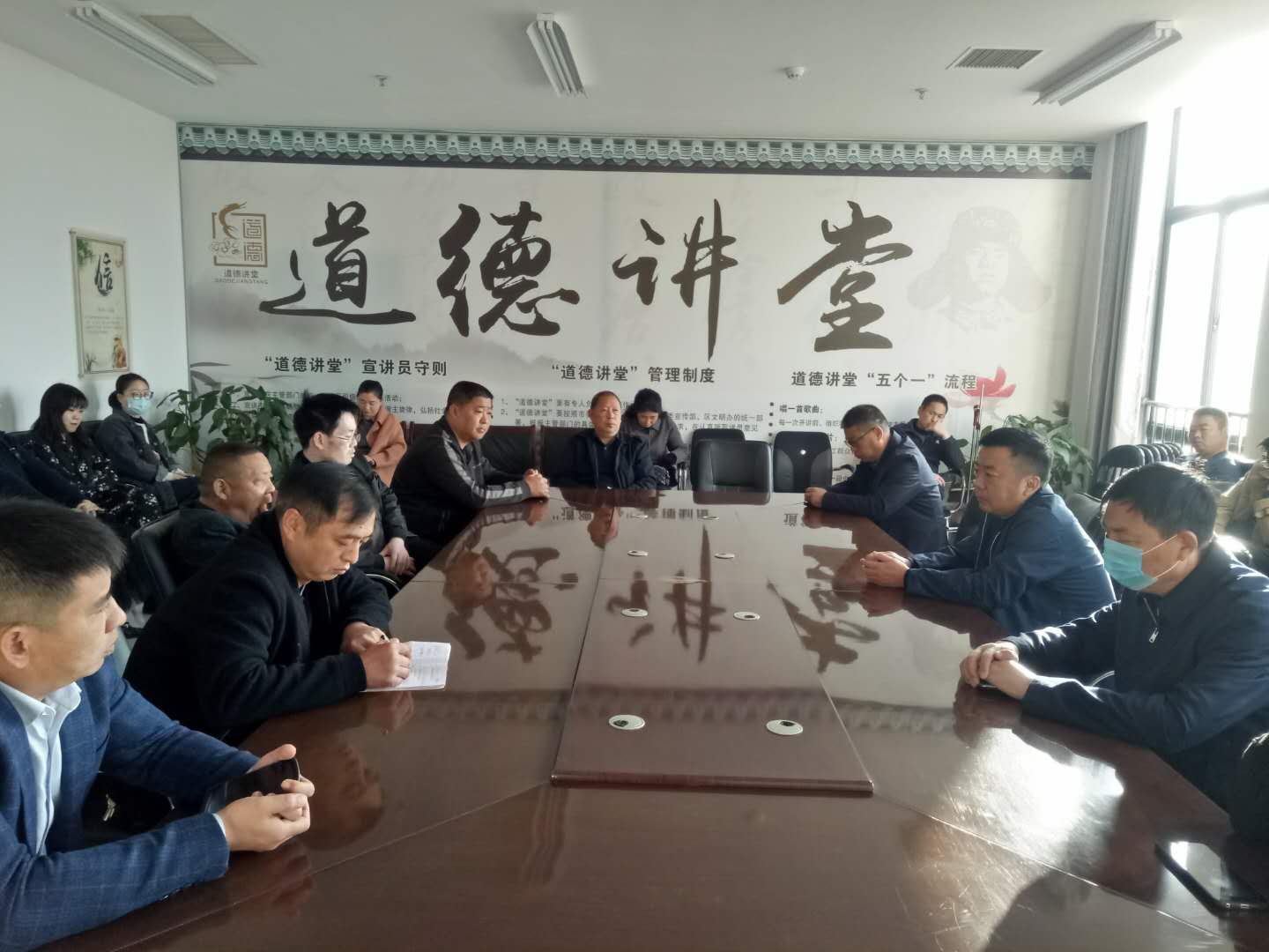 縣林業(yè)發(fā)展服務(wù)中心傳達(dá)貫徹新冠肺炎疫情防控工作調(diào)度會精神 縣林業(yè)發(fā)展服務(wù)中心傳達(dá)貫徹新冠肺炎疫情防控工作調(diào)度會精神