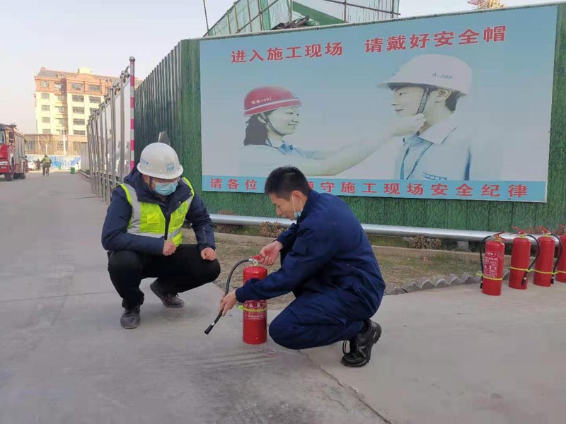 縣住建局開展建筑領(lǐng)域消防教育及應(yīng)急疏散預(yù)案演練活動(dòng) 縣住建局開展建筑領(lǐng)域消防教育及應(yīng)急疏散預(yù)案演練活動(dòng)